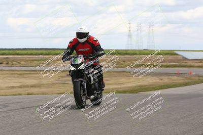 media/Apr-26-2024-TrackDaz (Fri) [[c4b677d280]]/C Group/140pm (Wheelie Bump)/